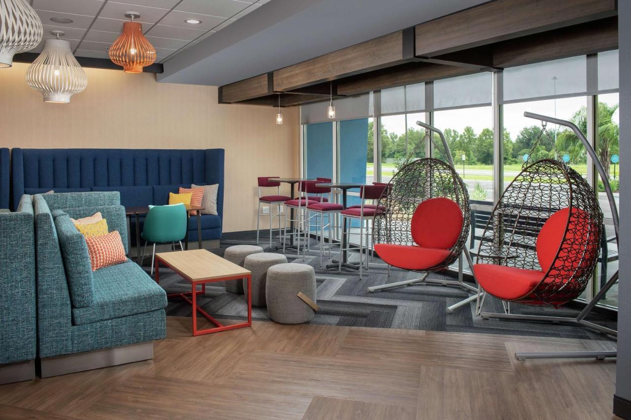 Tru By Hilton Lake City Extérieur photo