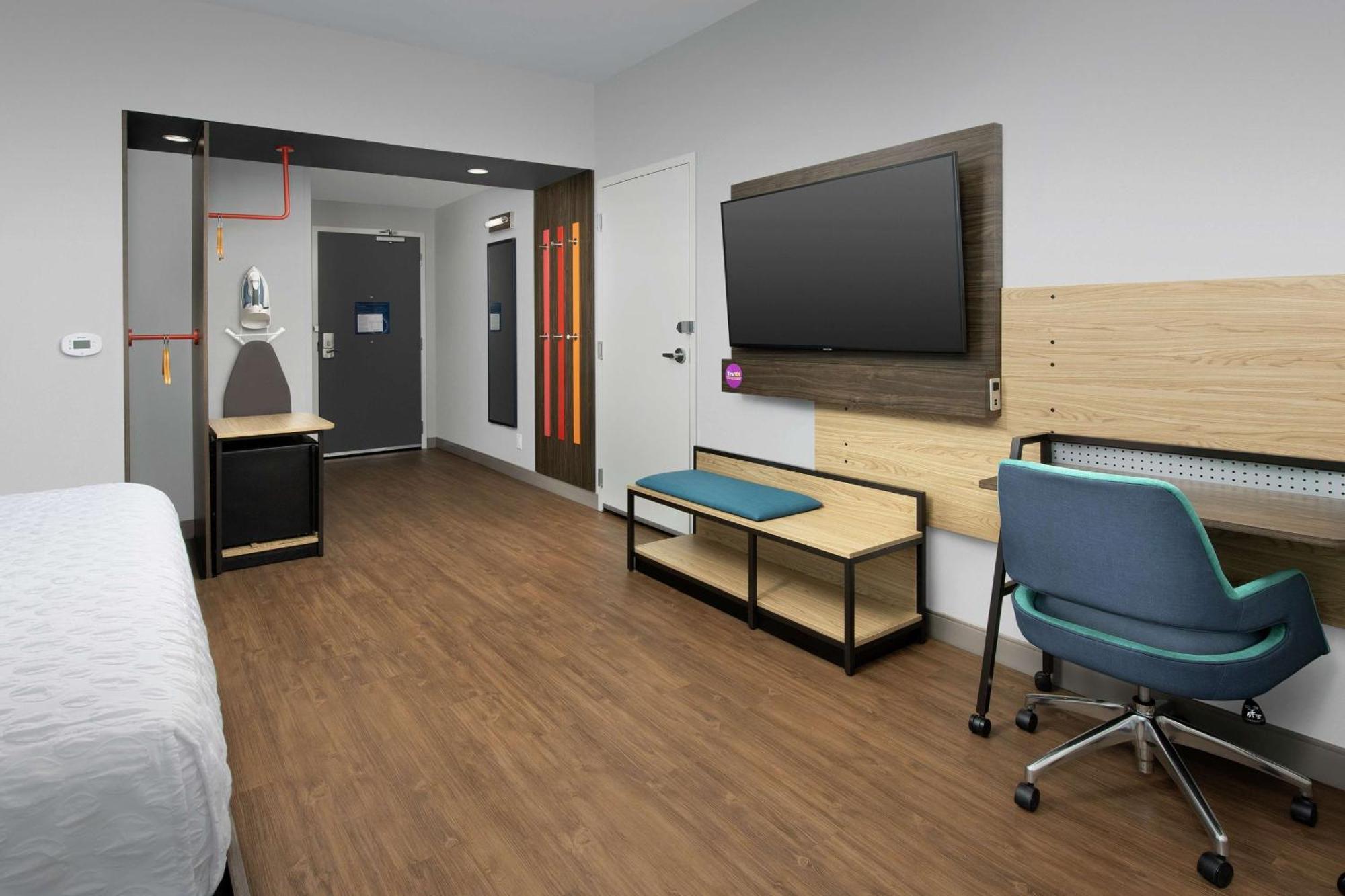 Tru By Hilton Lake City Extérieur photo
